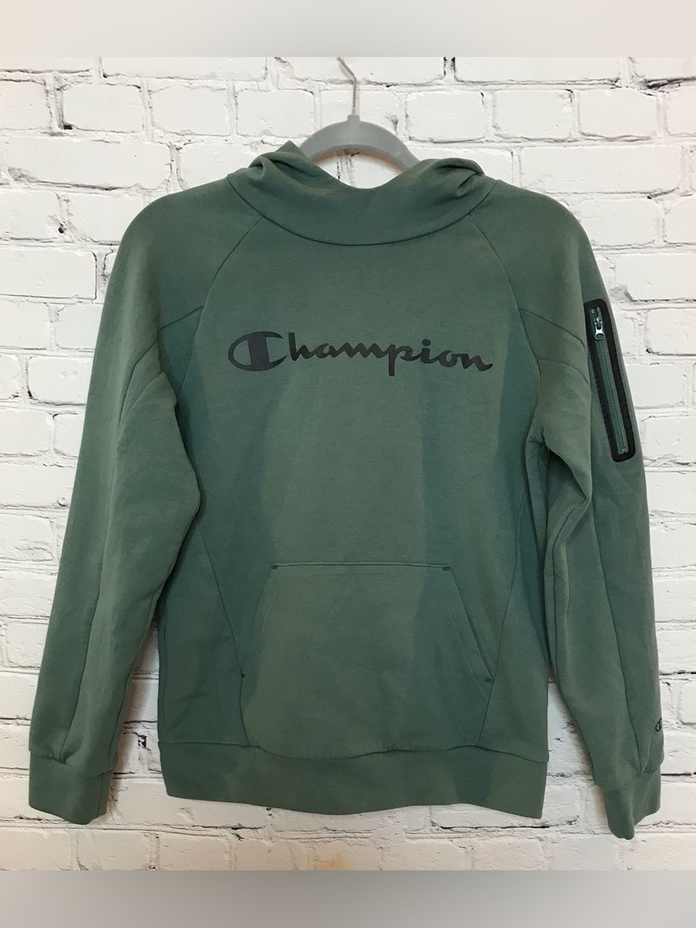 Champion Boys Sage Green Pullover Hoodie size L (14/16)